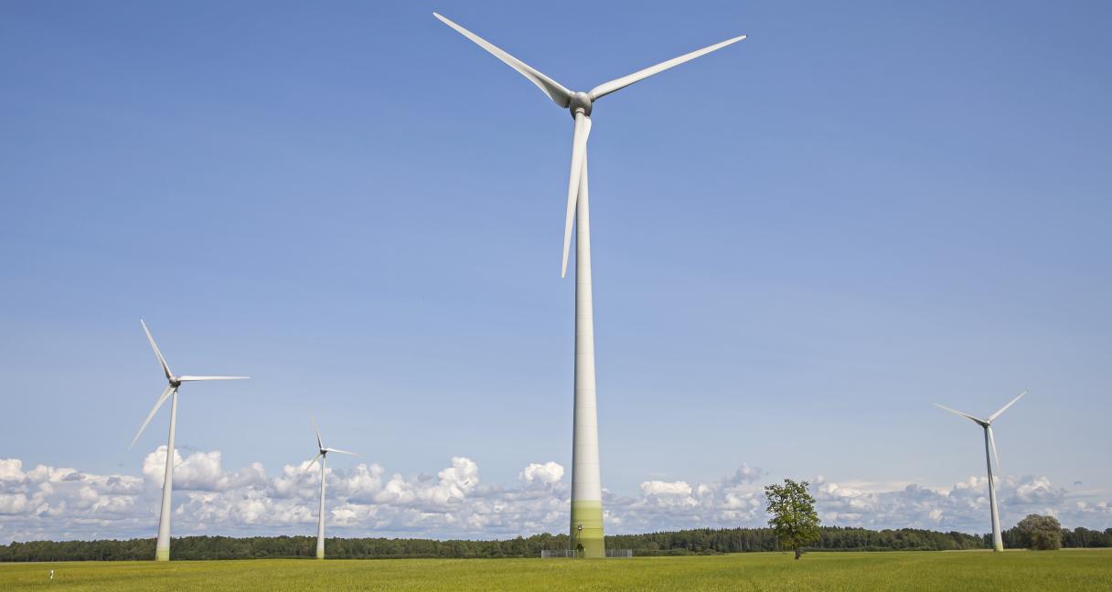 „Achemos grupės“ įmonė plečiamam Anykščių vėjo elektrinių parkui sudarė žaliosios energijos pirkimo pardavimo sutartį su „Ignitis“